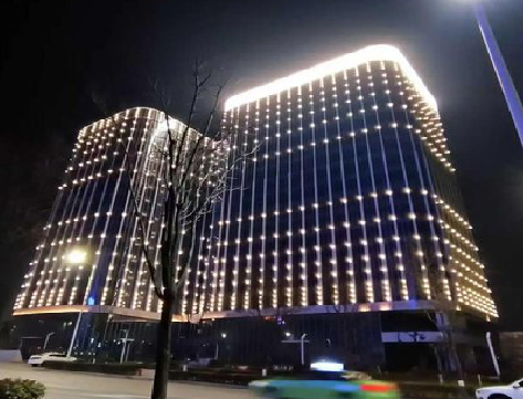 宾川亮化工程安装注意事项。